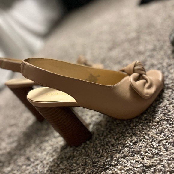 Nine West Luciano Sling-back Pumps brand new - Picture 2 of 3